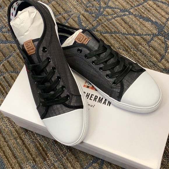 Ben Sherman Other - NWT Ben Sherman Sneaker